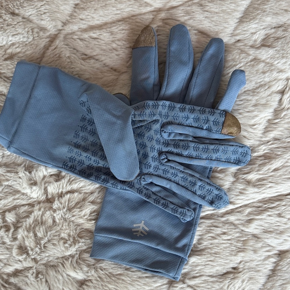 Coolibar UV protection gloves